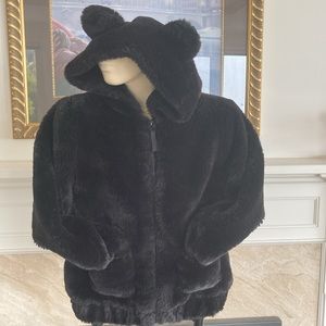 Ultra Plush Hoodie w Ears